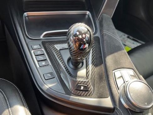 Used 2019 BMW M4 CS w/ Executive Package image 30