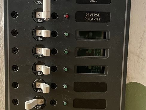 Used 2018 Ford Transit 250 148 High Roof Extended image 10