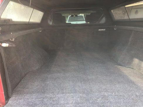 Used 2010 Ford F150 XLT image 27