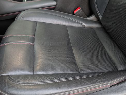 Used 2021 Chevrolet Suburban RST w/ Luxury Package image 14