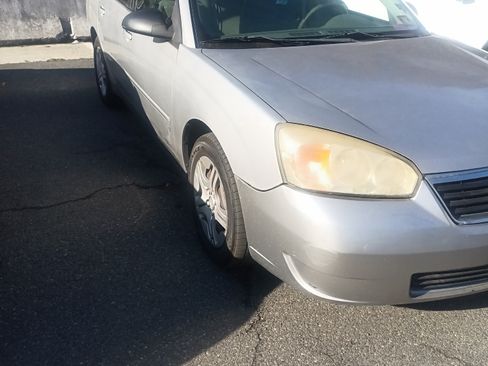 Used 2007 Chevrolet Malibu LS image 2