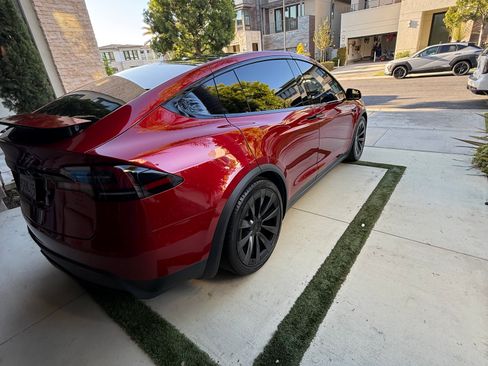 Used 2023 Tesla Model X AWD/4WD image 6