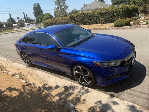 Used 2019 Honda Accord Sport image 4