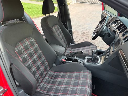 Used 2017 Volkswagen GTI Sport FWD image 28