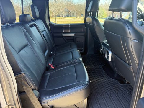 Used 2022 Ford F250 Lariat w/ Chrome Package image 13