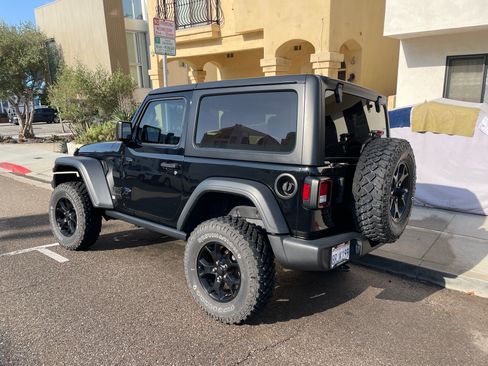 Used 2020 Jeep Wrangler Sport image 5