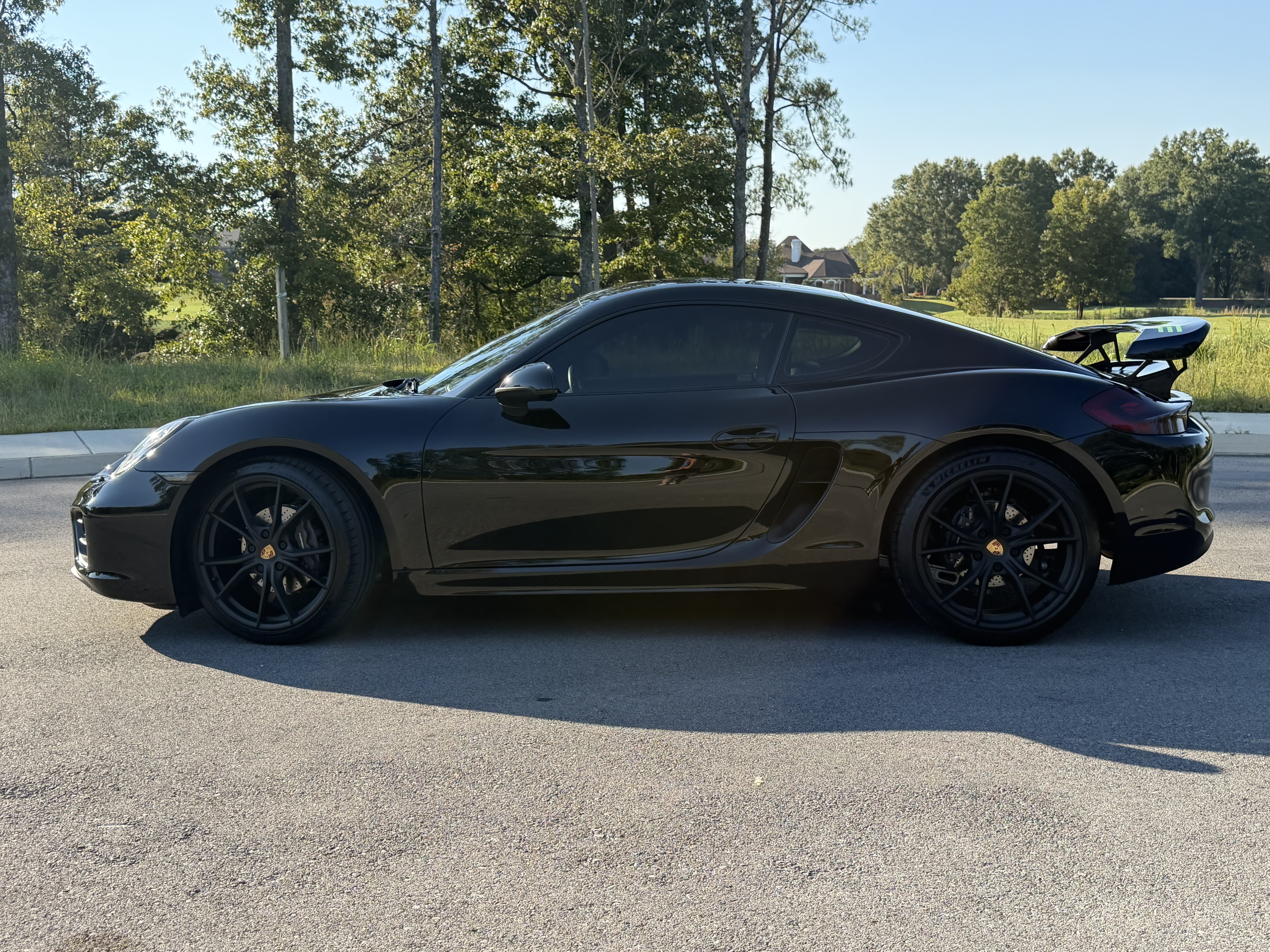 Used 2016 Porsche Cayman RWD image 4