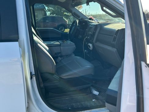 Used 2017 Ford F350 XL w/ Power Equipment Group AWD/4WD image 2