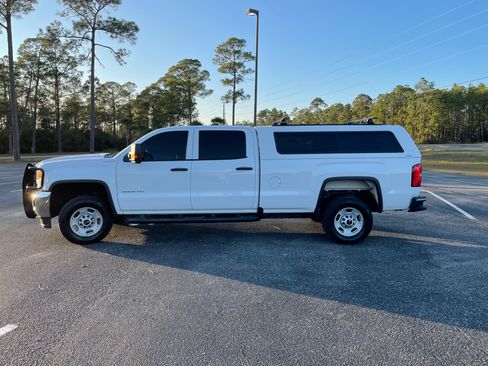 Used 2019 GMC Sierra 2500 4x4 Crew Cab w/ Sierra Convenience Package image 9
