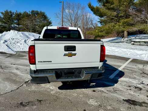 Used 2016 Chevrolet Colorado W/T w/ WT Convenience Package image 8