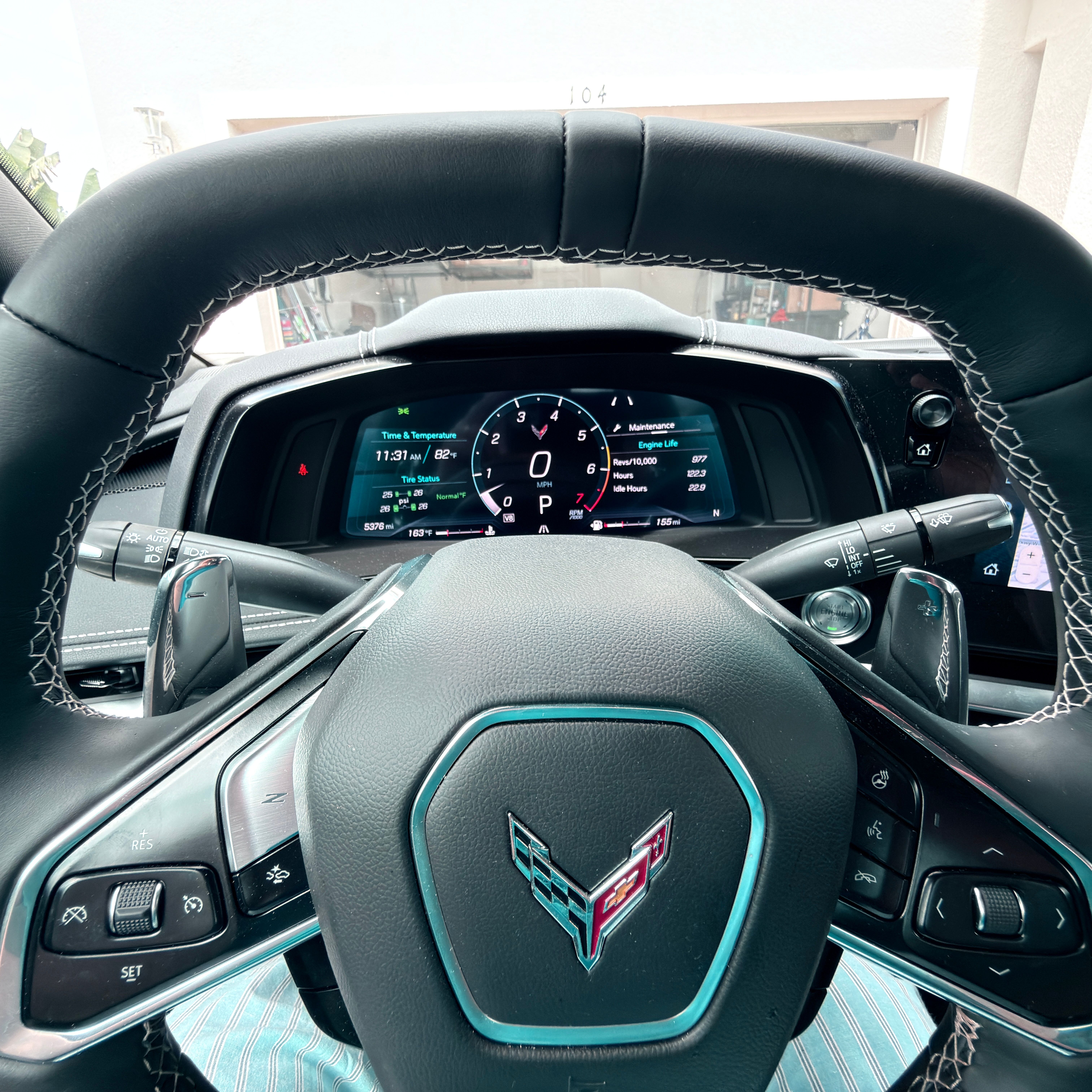 Used 2024 Chevrolet Corvette Stingray Preferred Cpe w/ Z51 Performance Package RWD image 8