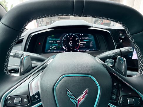 Used 2024 Chevrolet Corvette Stingray Preferred Cpe w/ Z51 Performance Package RWD image 8