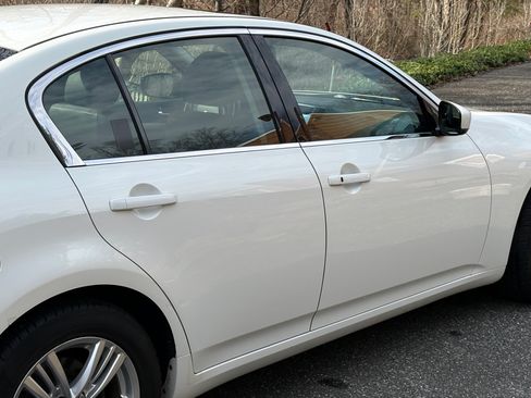 Used 2013 INFINITI G37 x Sedan w/ Premium Pkg image 5