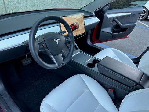 Used 2022 Tesla Model 3 Long Range image 6