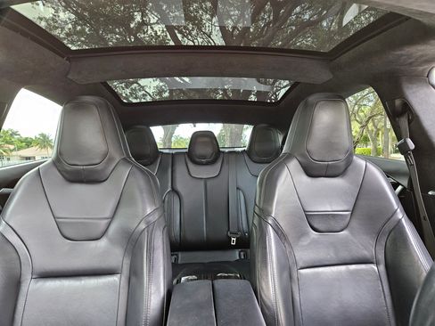 Used 2016 Tesla Model S P90D image 21