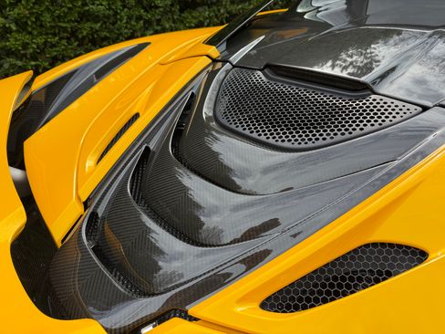 Used 2020 McLaren 720S Spider image 13