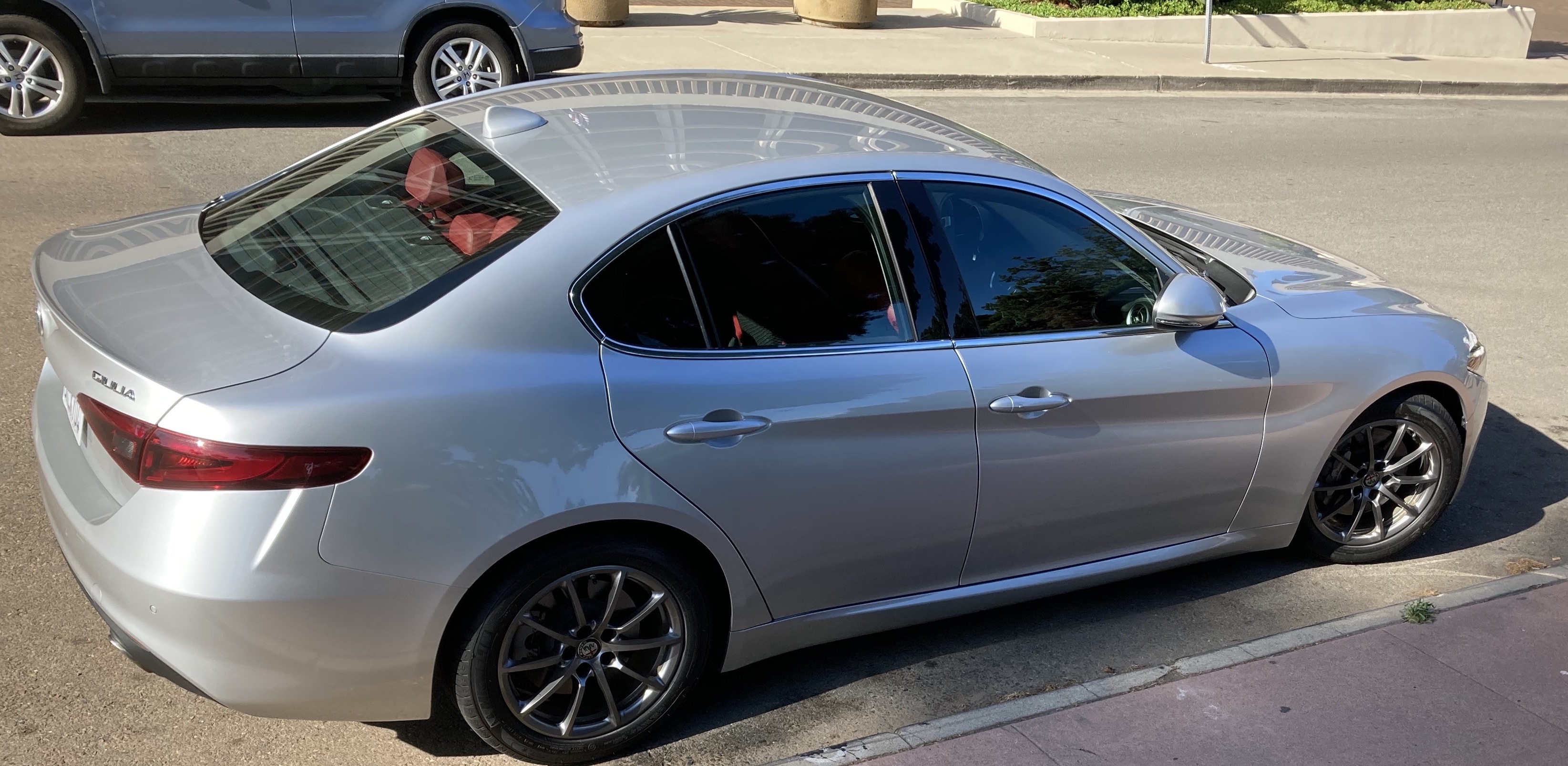 Used 2019 Alfa Romeo Giulia RWD image 1