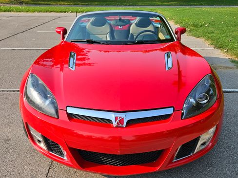 Used 2008 Saturn Sky Red Line RWD image 14