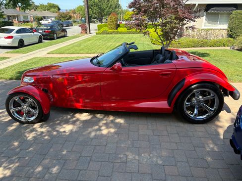 Used 1999 Plymouth Prowler RWD image 12