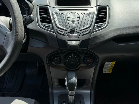 Used 2018 Ford Fiesta S FWD image 9