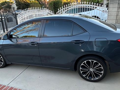 Used 2016 Toyota Corolla S Premium image 12