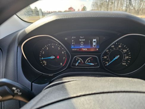 Used 2017 Ford Focus SE image 9