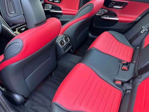 Used 2024 Mercedes-Benz C 300 Sedan image 13