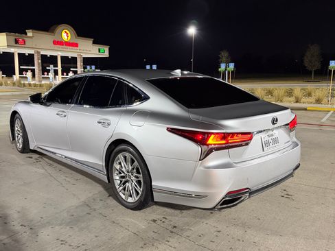 Used 2019 Lexus LS 500 w/ Interior Upgrade Package image 5