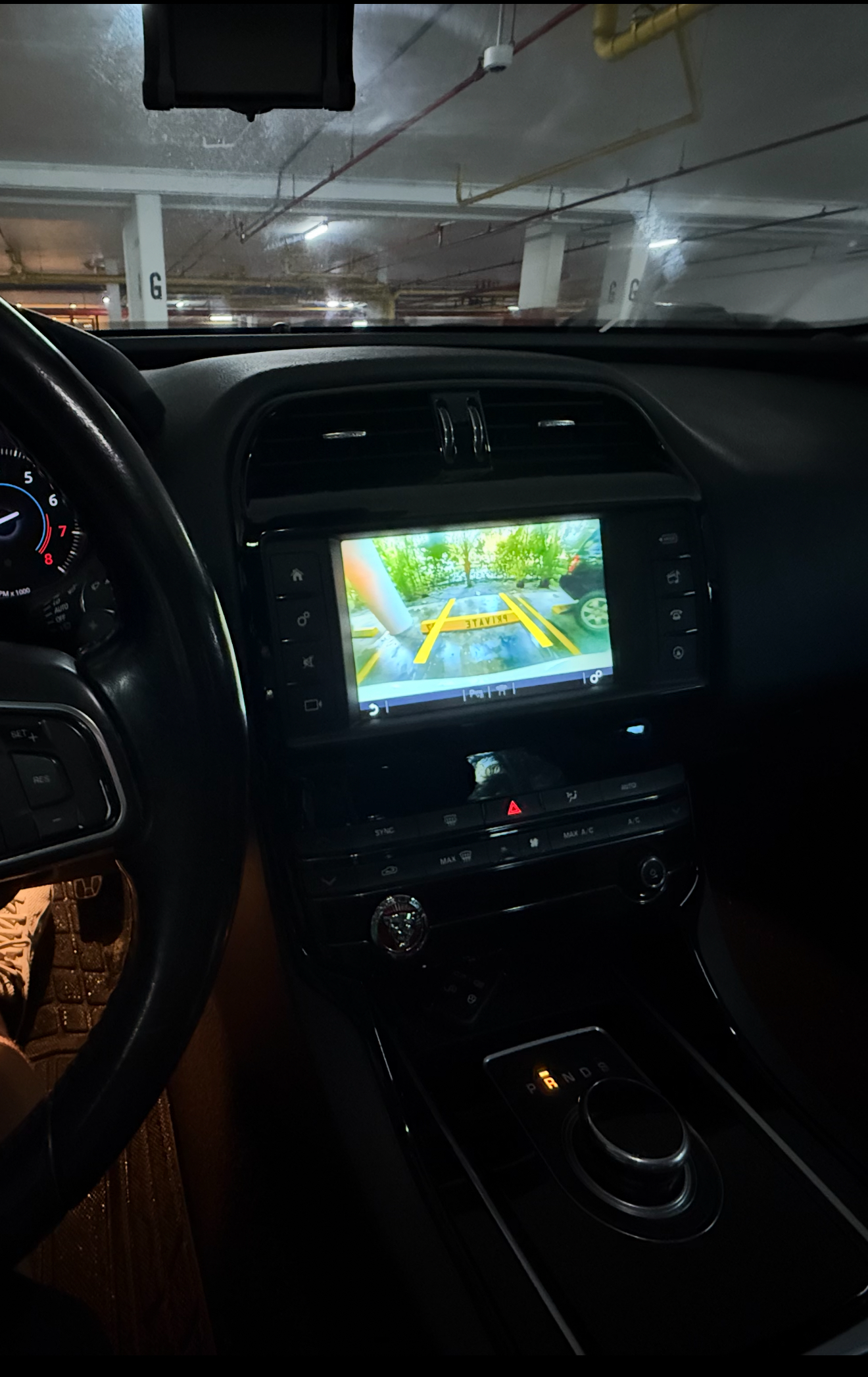 Used 2017 Jaguar XE RWD image 12