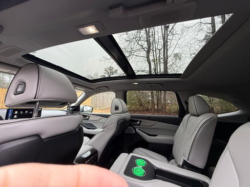 Used 2025 Acura MDX SH-AWD w/ Advance Package image 13