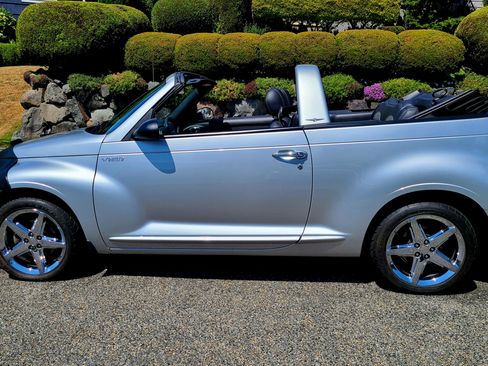 Used 2005 Chrysler PT Cruiser GT FWD image 1