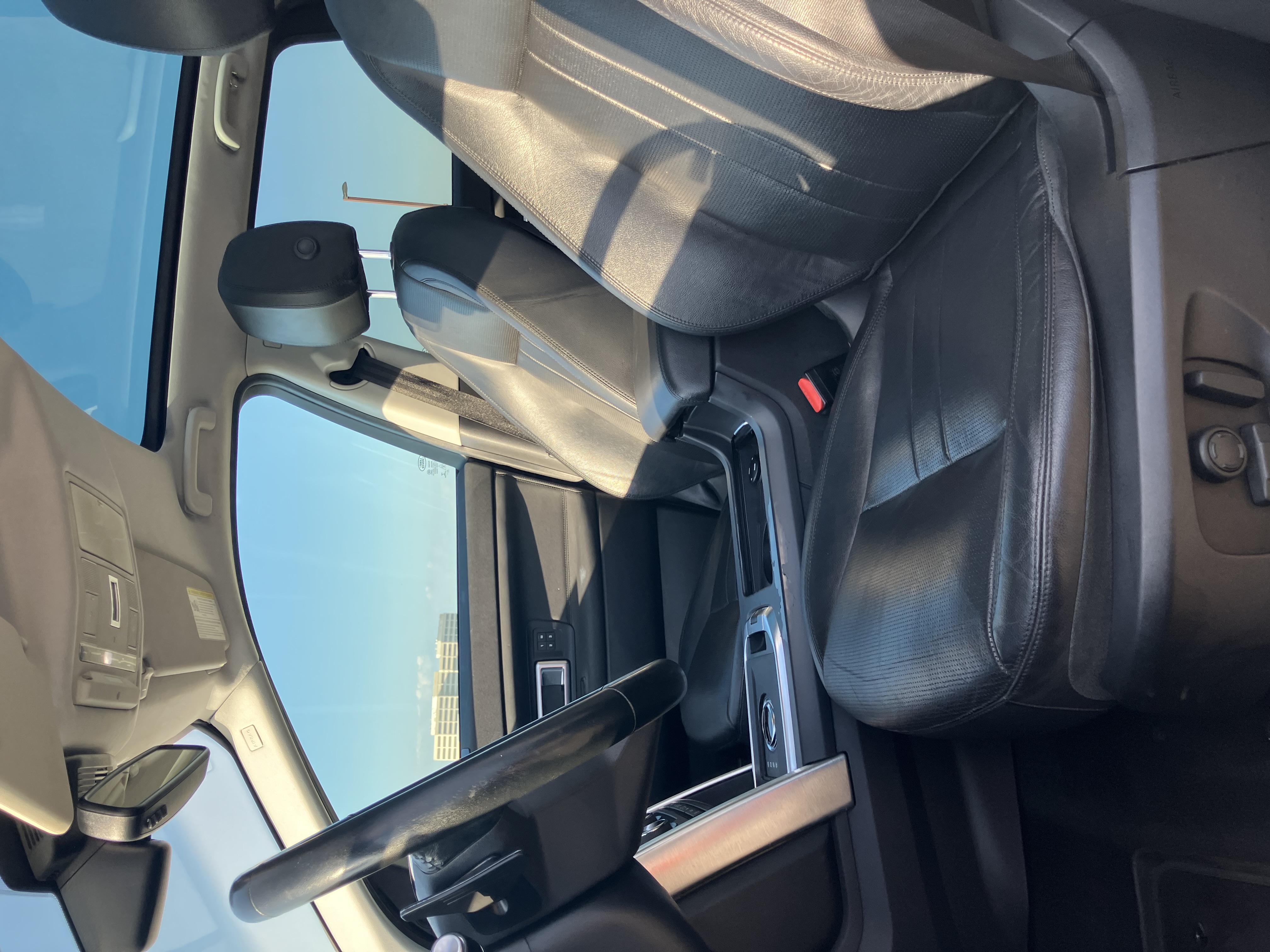 Used 2018 Land Rover Discovery Sport HSE AWD/4WD image 10