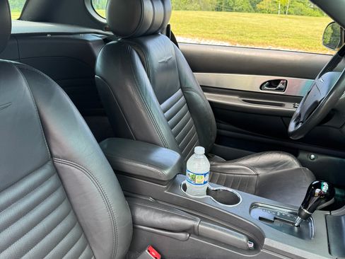 Used 2002 Ford Thunderbird RWD image 11