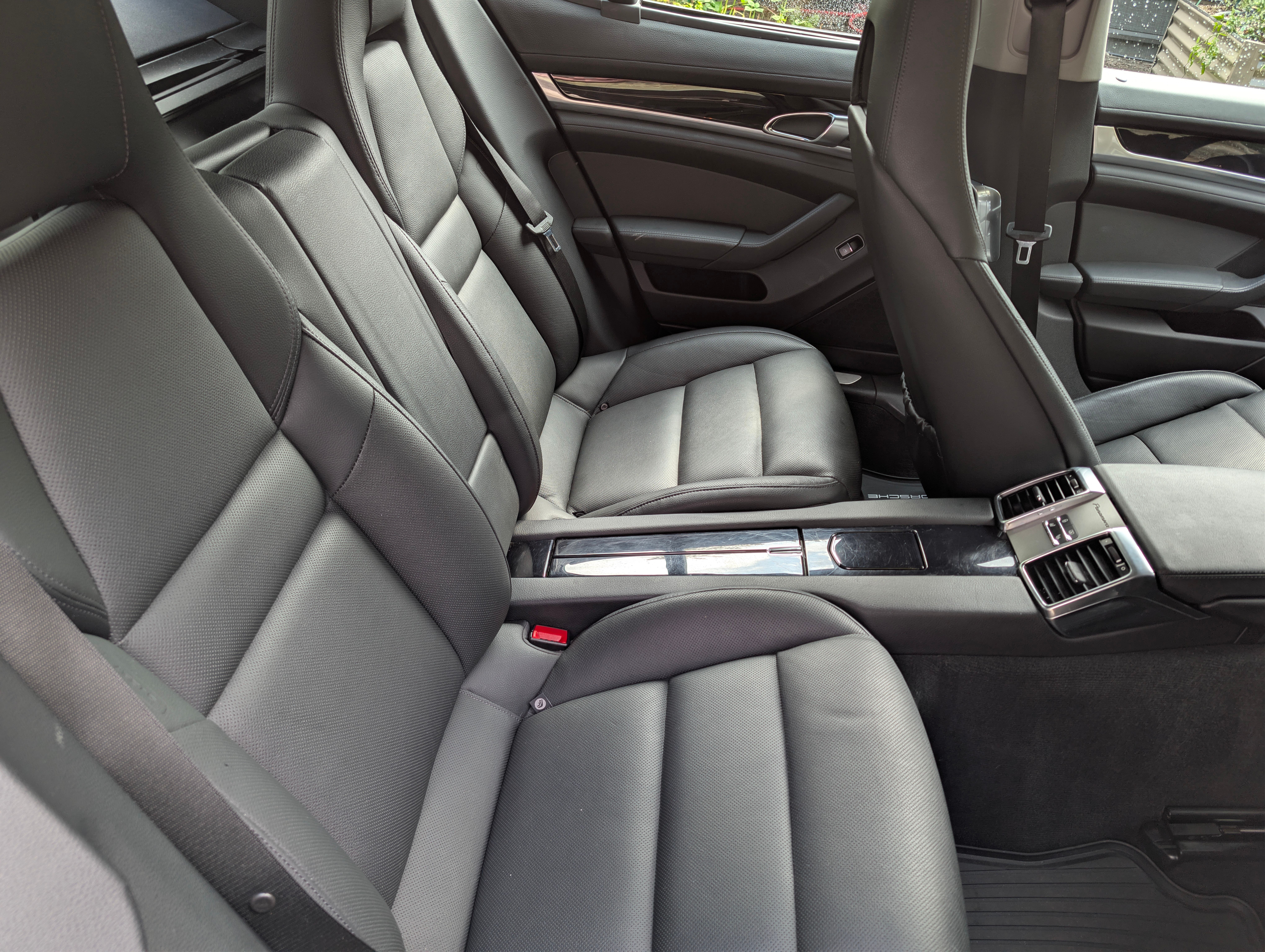 Used 2013 Porsche Panamera image 15