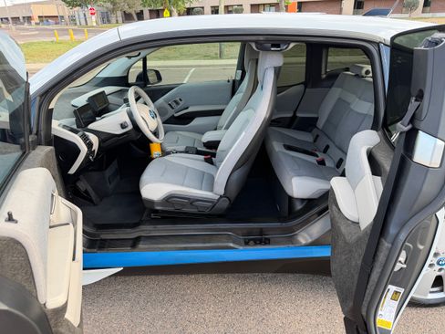 Used 2016 BMW i3 RWD image 13