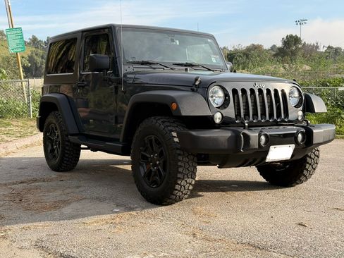 Used 2017 Jeep Wrangler Sport AWD/4WD image 2