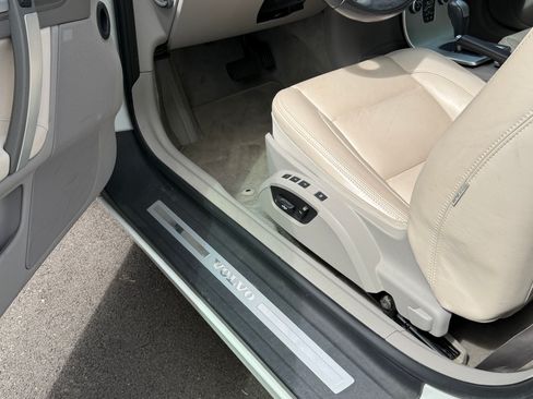 Used 2013 Volvo C70 T5 FWD image 14