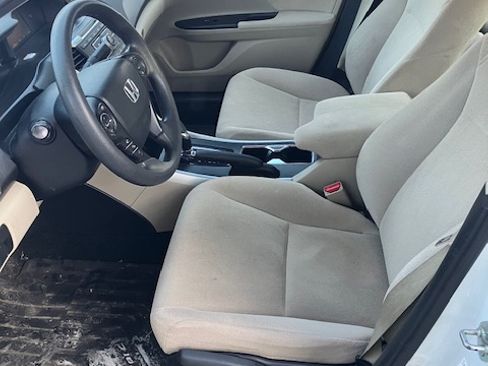 Used 2013 Honda Accord LX image 7