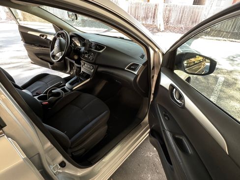 Used 2016 Nissan Sentra S image 14
