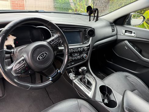 Used 2016 Kia Optima EX w/ Technology Package image 2