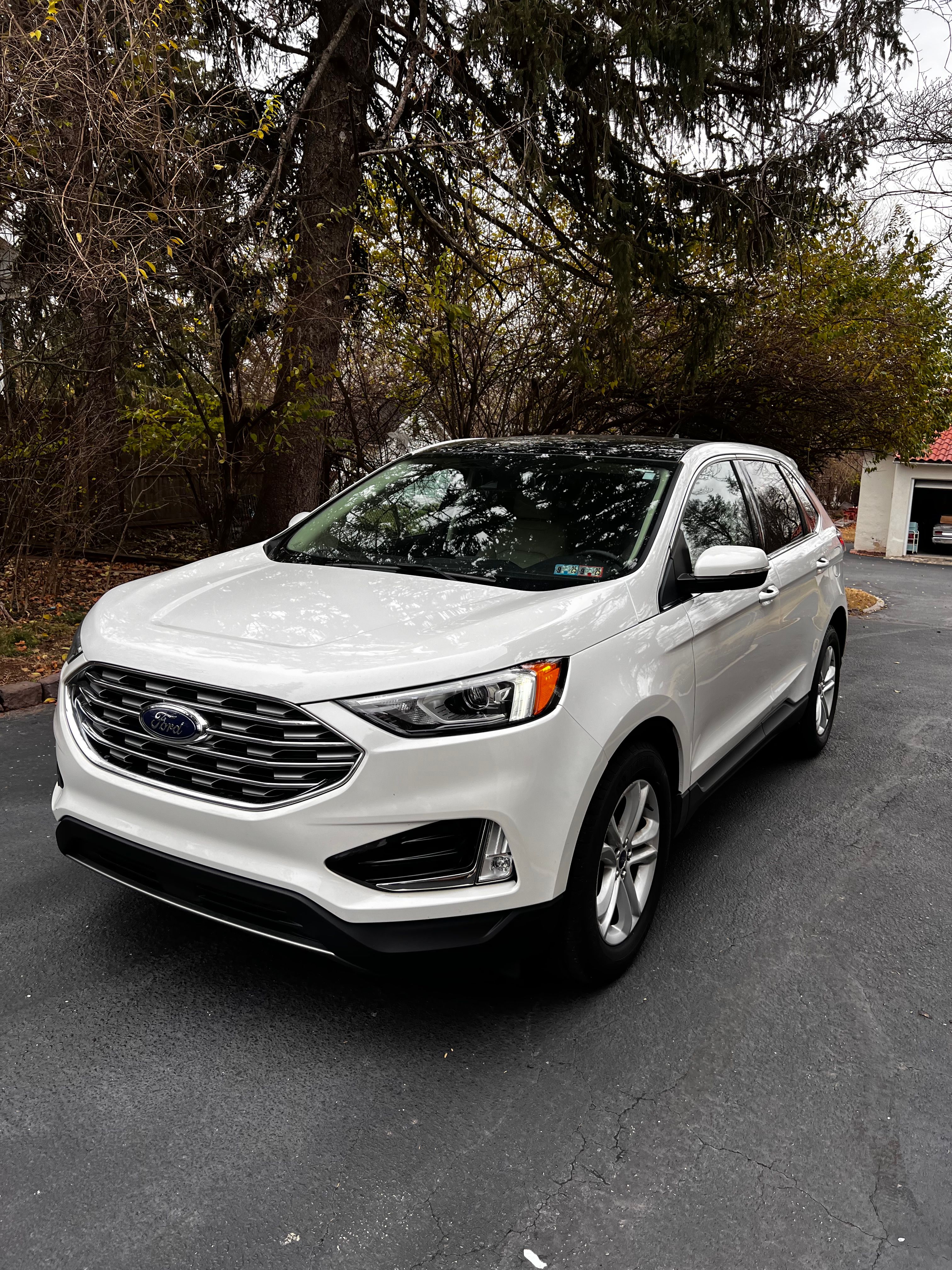 Used 2020 Ford Edge SEL w/ Convenience Package AWD/4WD image 5