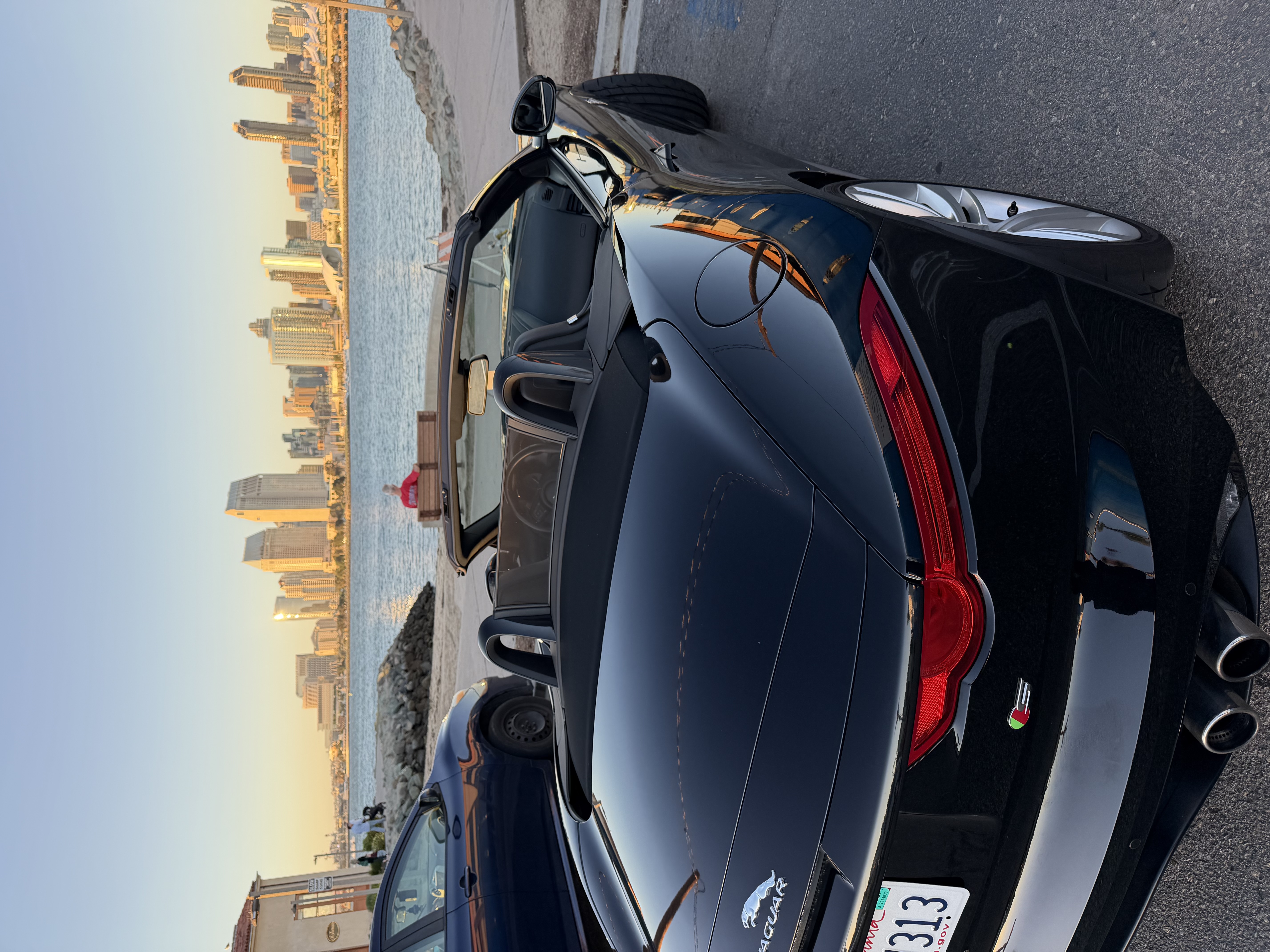 Used 2014 Jaguar F-TYPE S RWD image 2