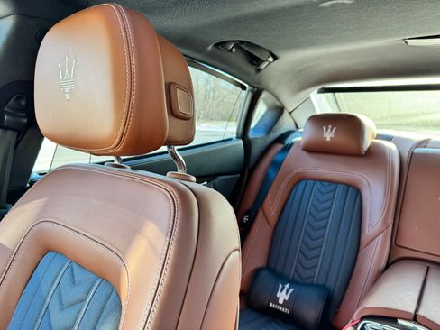 Used 2017 Maserati Quattroporte S GranLusso Q4 image 21