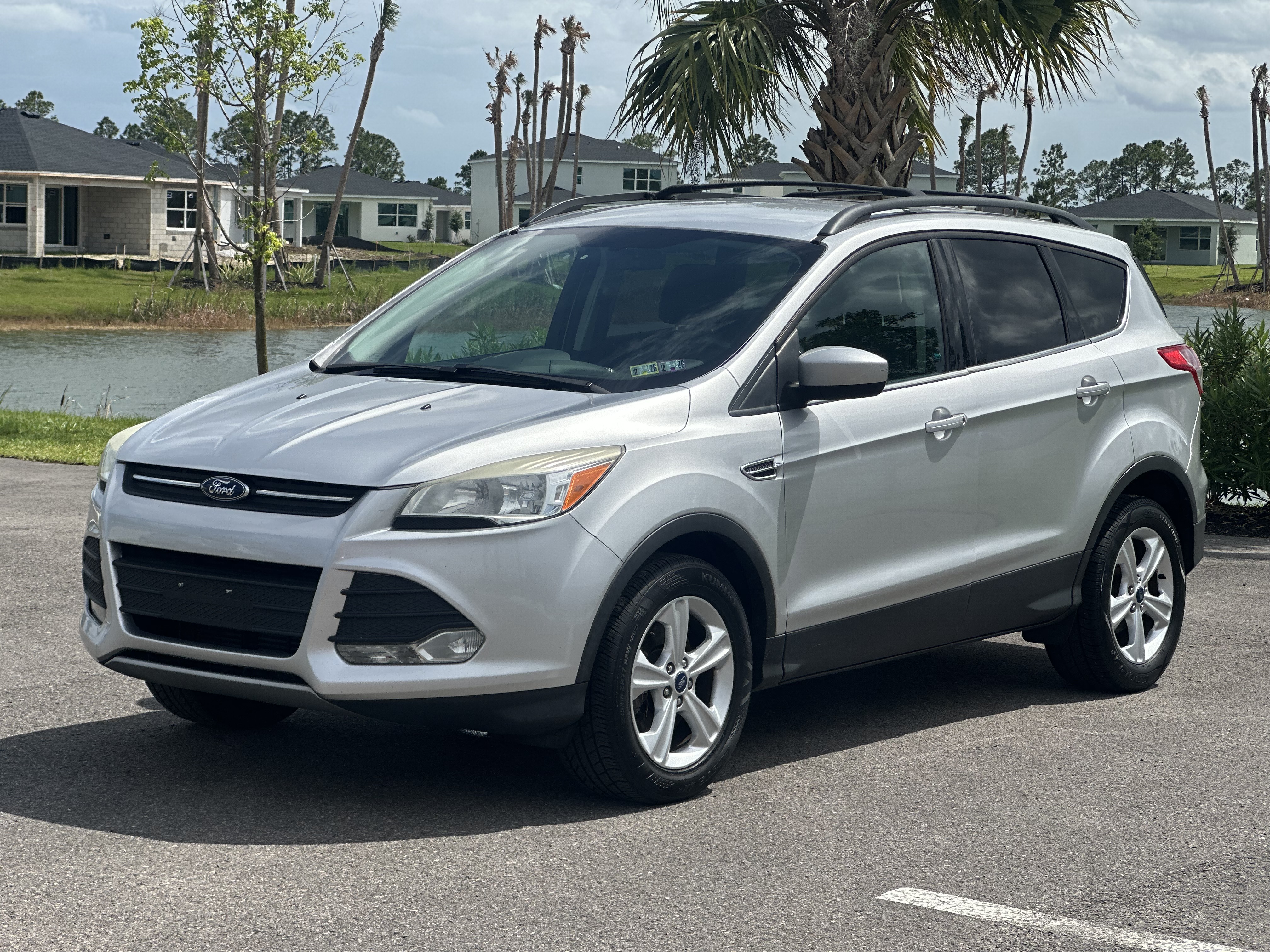 Used 2013 Ford Escape SE AWD/4WD image 2