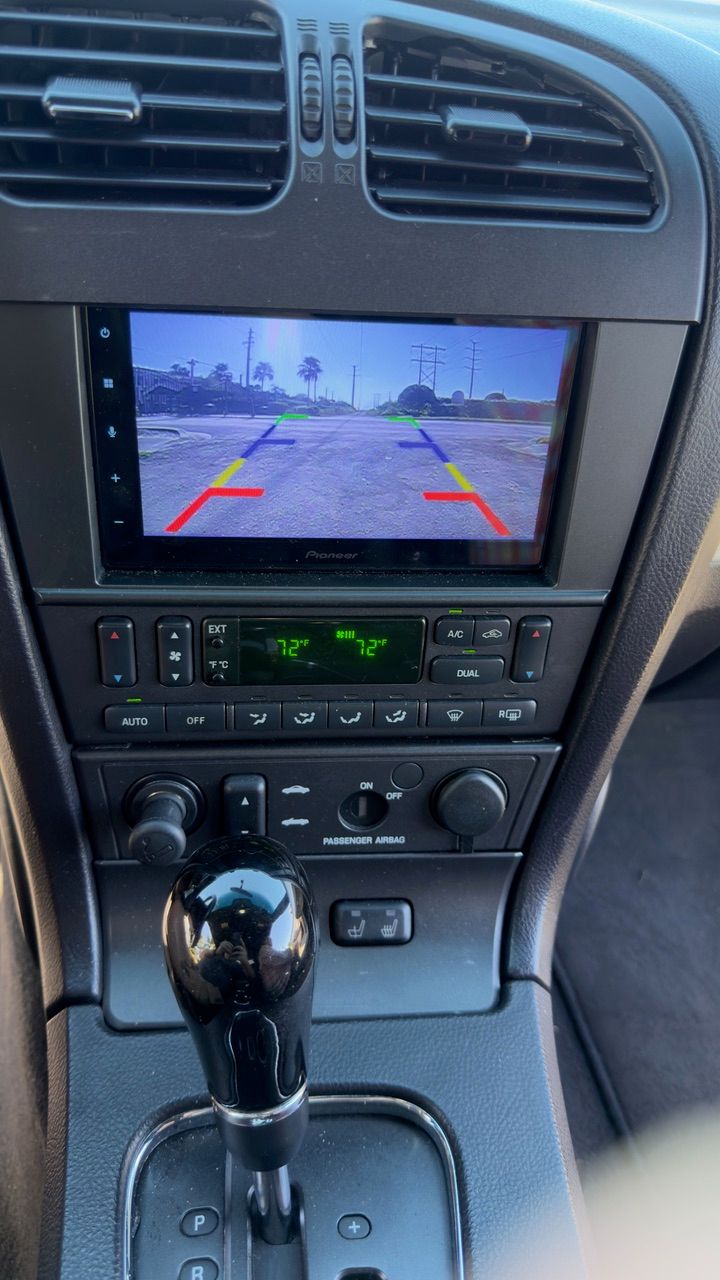 Used 2005 Ford Thunderbird RWD image 9