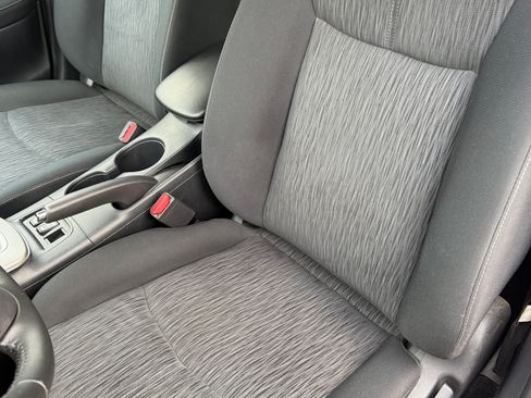 Used 2015 Nissan Sentra SV w/ Style Package image 16