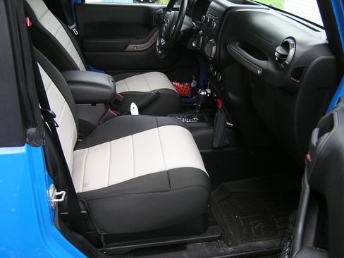 Used 2012 Jeep Wrangler Sport image 15