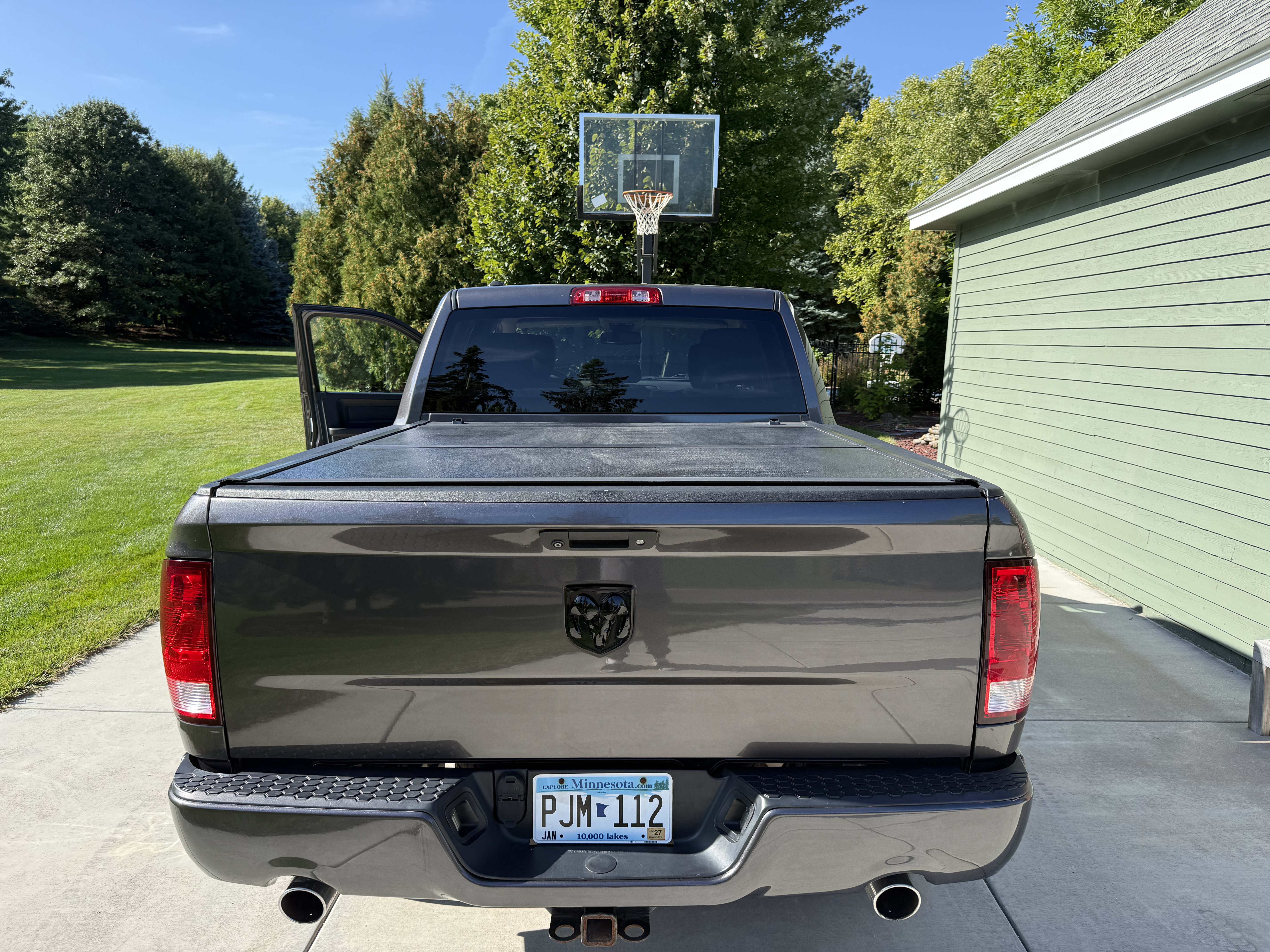 Used 2015 RAM 1500 Express AWD/4WD image 5