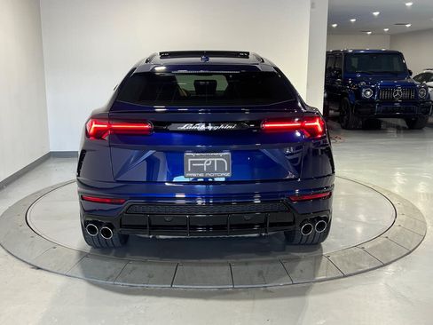 Used 2021 Lamborghini Urus AWD/4WD image 11