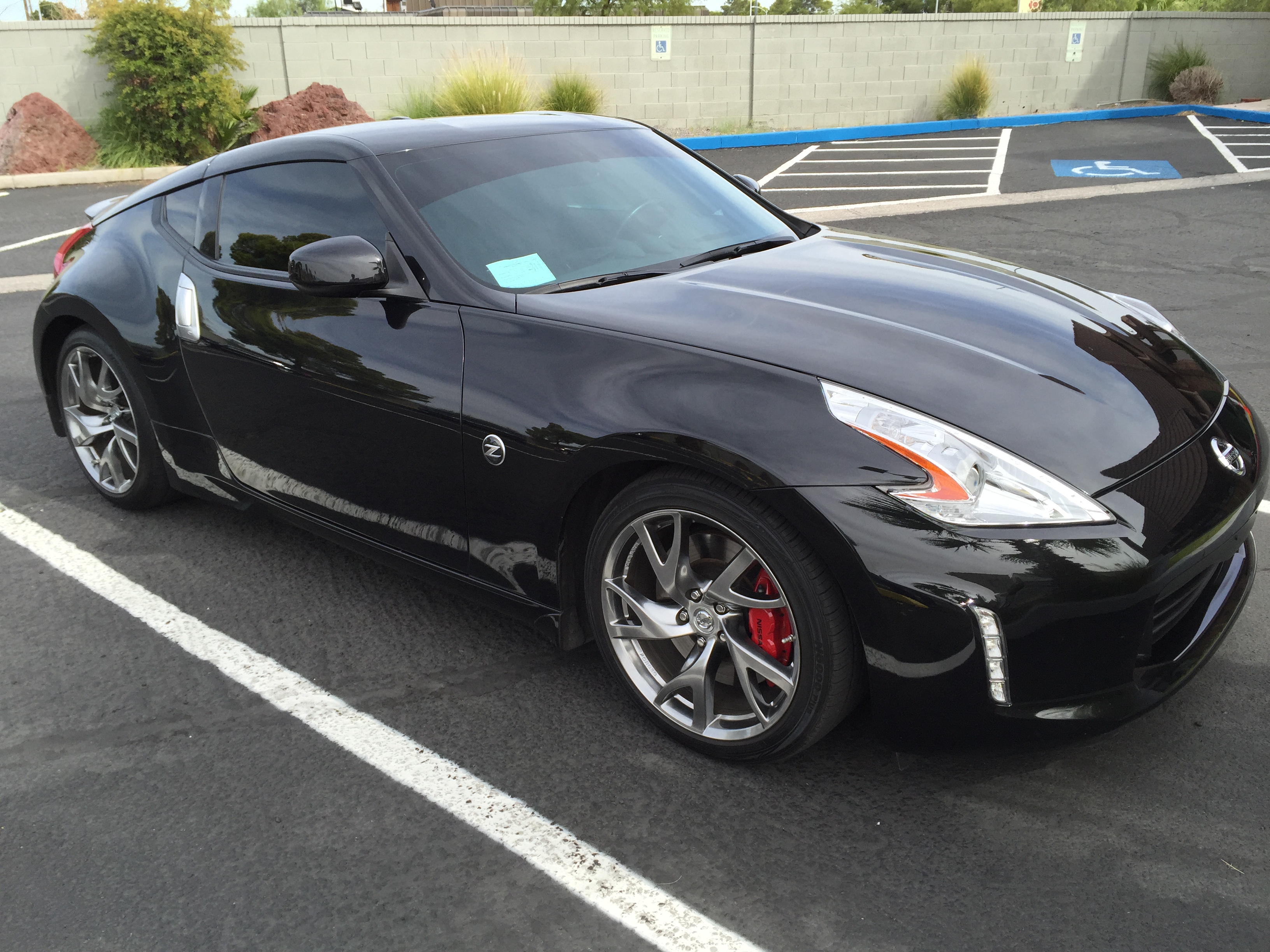 Used 2014 Nissan 370Z Touring w/ Sport Package RWD image 6